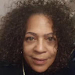 Meet your Posher, Lorraine